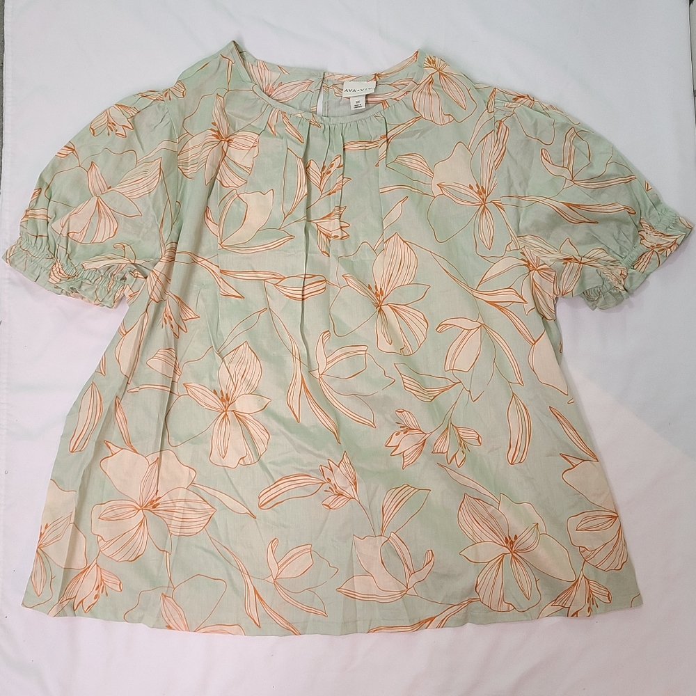 Ava & Viv Green Floral Puff Sleeve Plus 2X Top
